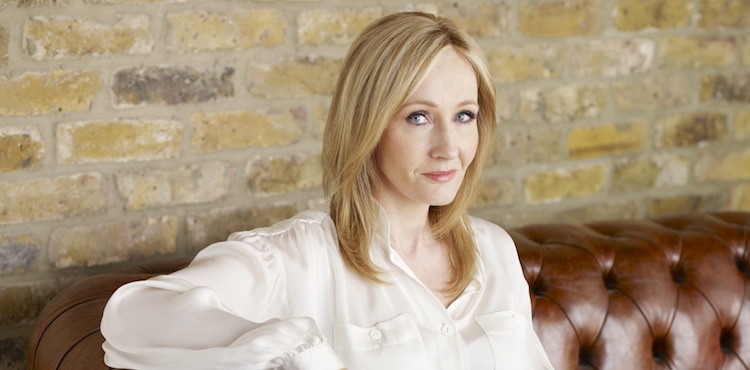 Read more about the article Get your hands on a signed JK Rowling Book!