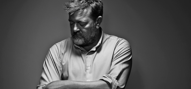 Read more about the article Review – Guy Garvey “Courting The Squall”