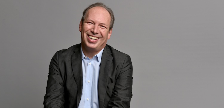 Read more about the article Hanz Zimmer announces 2016 dates