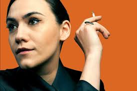 Read more about the article Nadine Shah at Heaven, London on Tuesday, December 4th