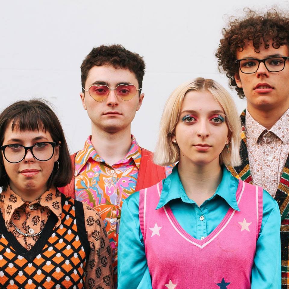 Read more about the article NEW MUSIC: Stepbrother – “Teeth”